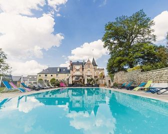 La Poignardière - Murs - Pool