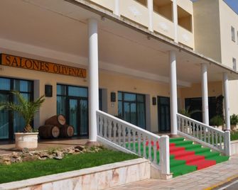 Hotel Heredero - Badajoz - Gebäude