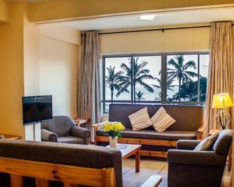Gooderson Leisure Silver Sands 1 Self Ca - Durban - Living room