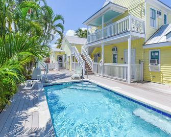 Claude Monet Suite - Key West - Pool