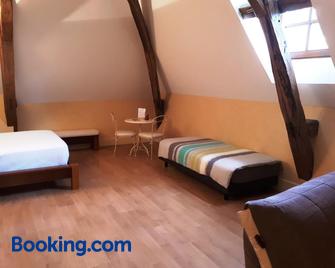 Domaine De Chantemerle - Moncoutant - Bedroom