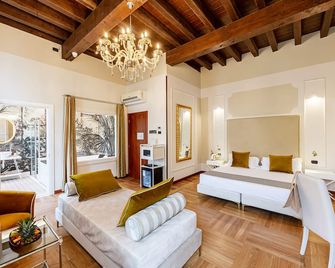 Hotel Villa Cariola - Caprino Veronese - Ložnice