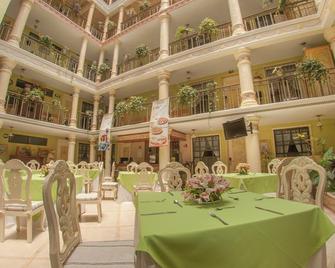 هوتل فيلا لاس مارجريتاس بلازا كريستال - خالابا - مطعم