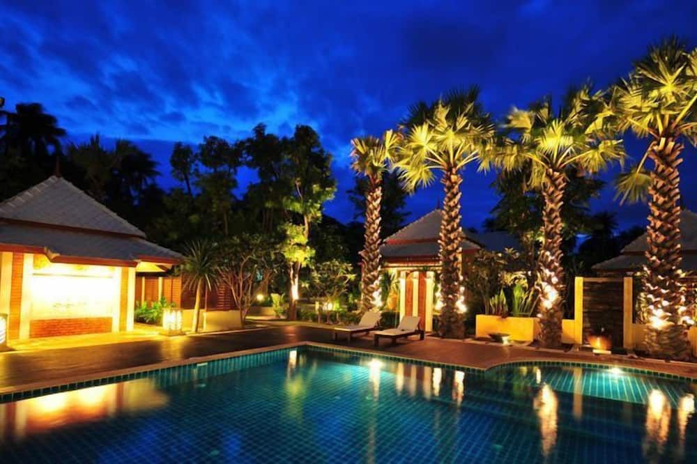 بوملابا جاردن ريزورت - كوه ساموي - حوض السباحة