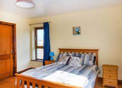 6 Strand Cottages - Doogort - Sovrum