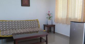 Bohol Sunside Resort - Panglao - Living room