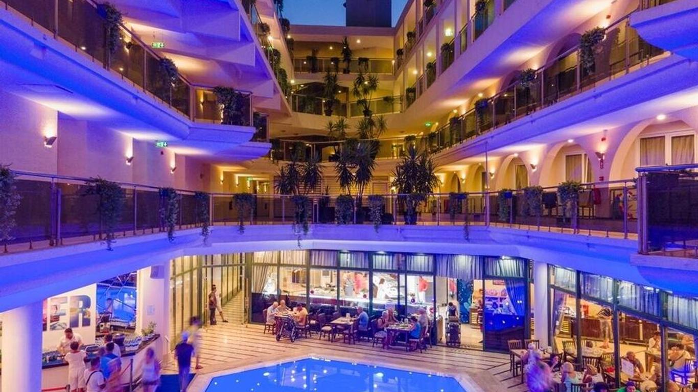 L'ancora Beach Hotel