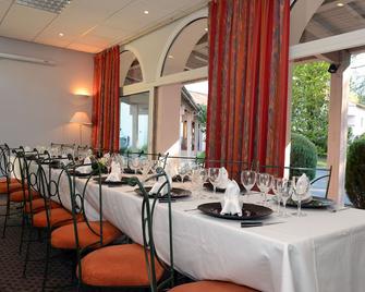 Clos St Eloi, The Originals Relais - Thiers - Restaurant