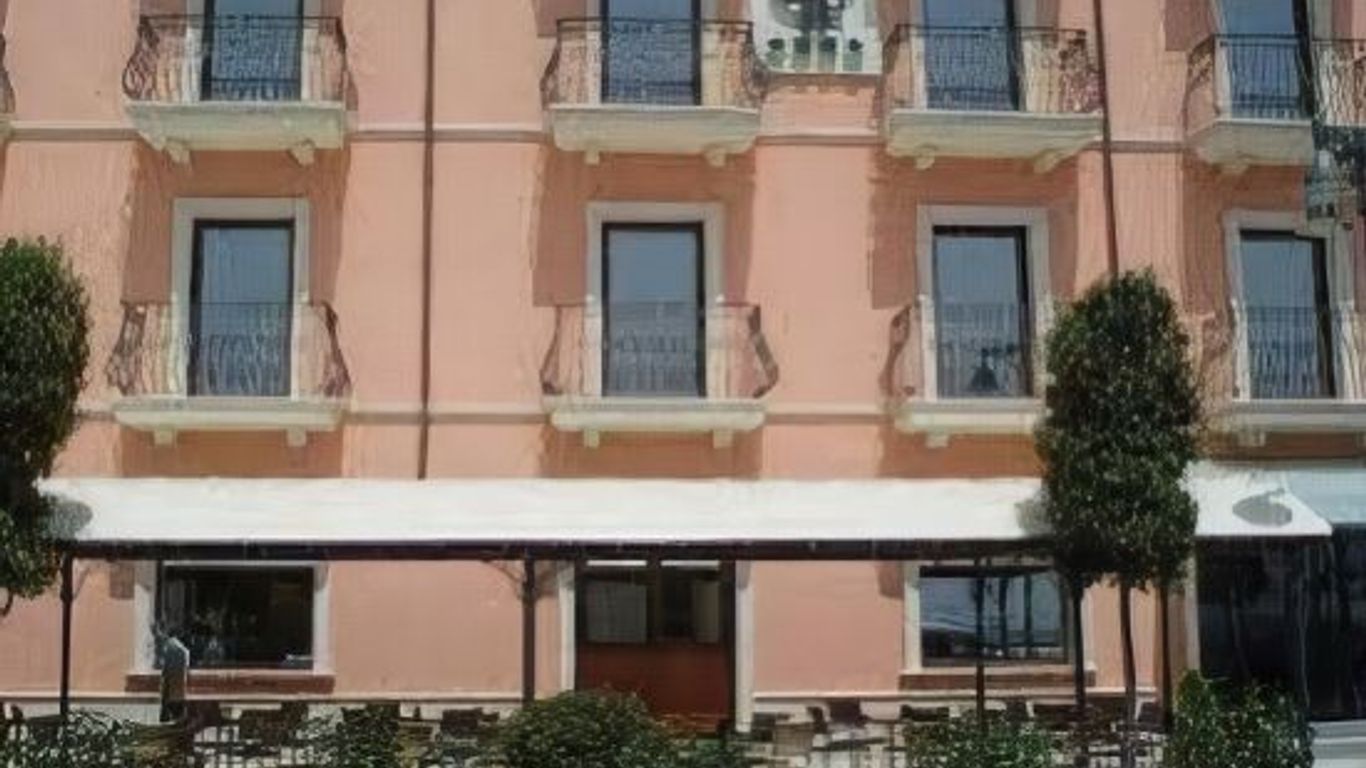 Palazzo Foti Hotel