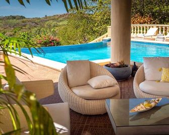 El Regalo Resort - Boca Chica
