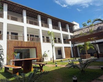 Pousada Ville Solare Garden - Santo Amaro do Maranhão - Building