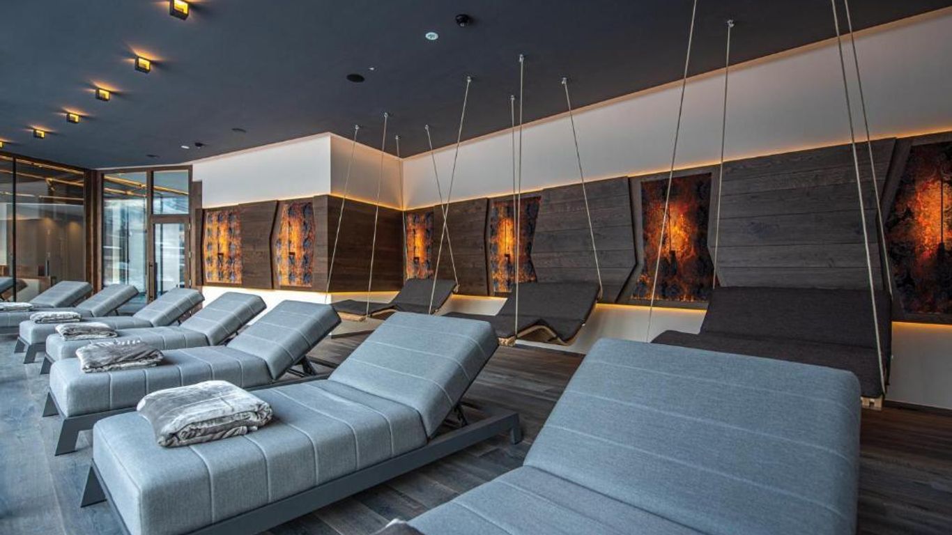 هوتل لايتجاموف