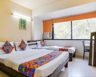 Hotel Samrat - Νασίκ - Κρεβατοκάμαρα