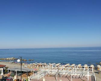 Hotel Miramare - Cirò Marina - Beach