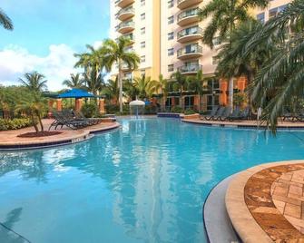 Fabulous 2 Bdrm Palm-Aire In Pompano Beach - Pompano Beach - Pool
