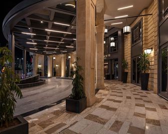 Steigenberger Nile Palace Luxor Hotel & Convention Center - Luxor - Lobby