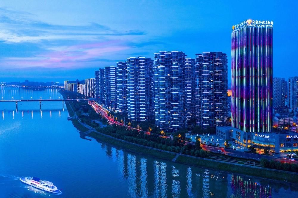 Empark Grand Hotel - צ'נגשה - בניין