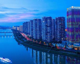 Empark Grand Hotel - צ'נגשה - בניין