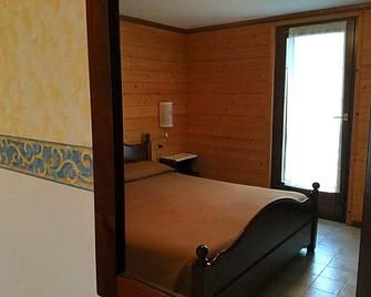 Albergo Ciori - Asiago - Bedroom