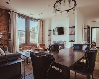Slo Brew Lofts - 2 Bedroom Gypsy - San Luis Obispo - Dining room