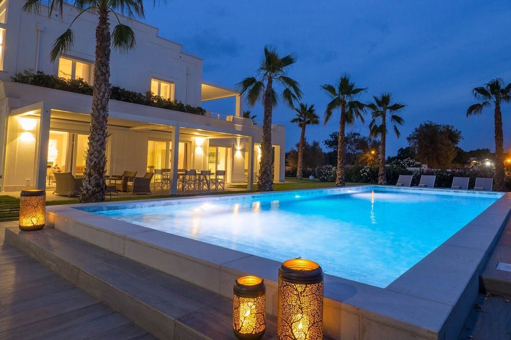 Portoverde Beach Villa 12, Emma Villas - ميسانو ادرياتيكو - حوض السباحة