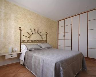 Cottage (full rental) El Refinio del Resinero for 8 people - Coca - Bedroom