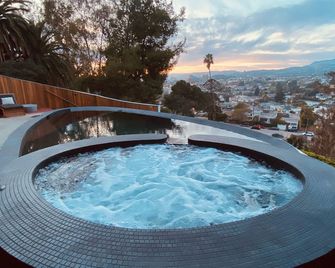 The Bernardi House - Los Angeles