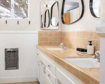 3Bed Single Level Home - Carlsbad
