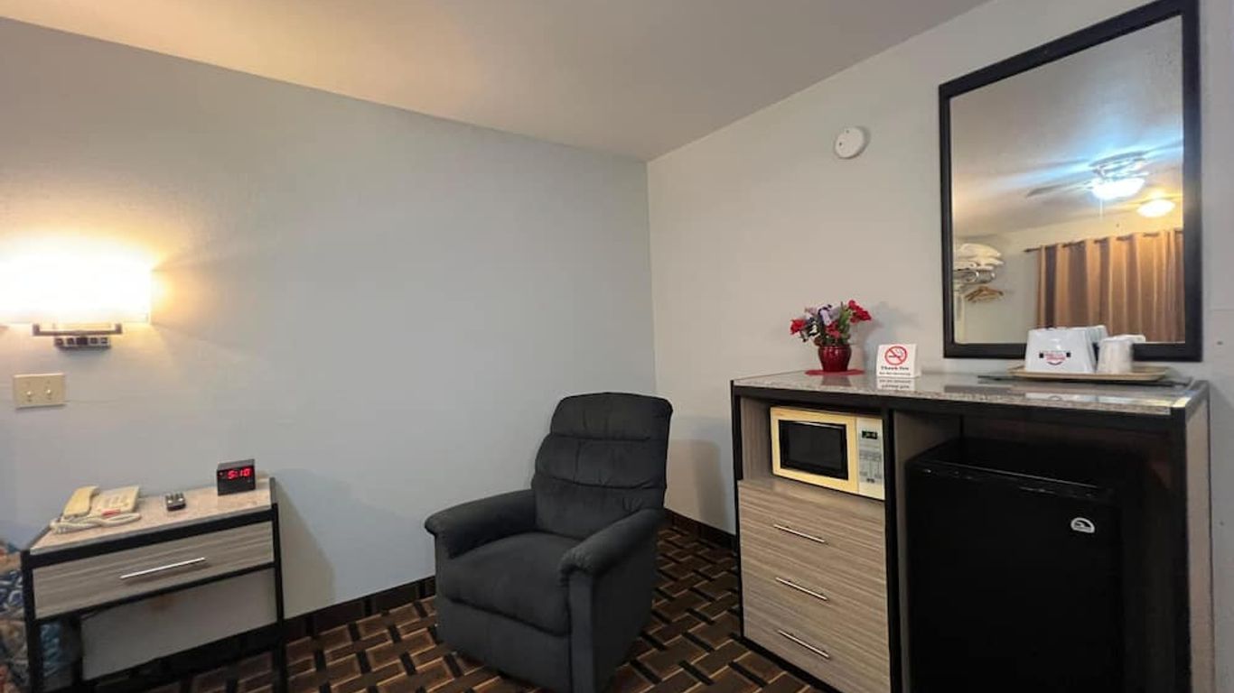 Deluxe Inn Capital O Nebraska City I 29