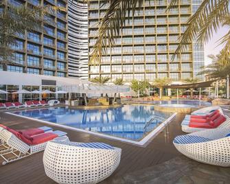 Yas Plaza Marina By IHG - Abu Dhabi - Pool