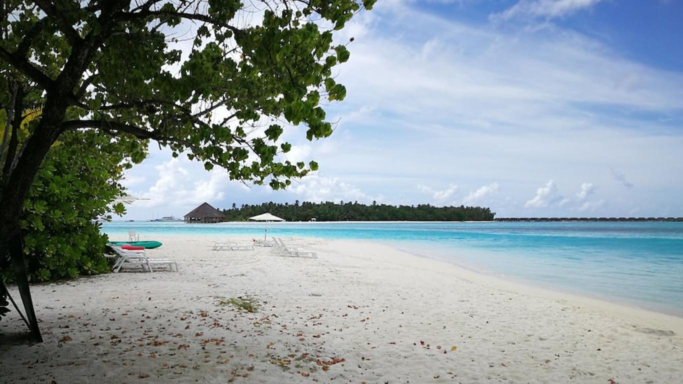 Crown Beach Hotel Maldives