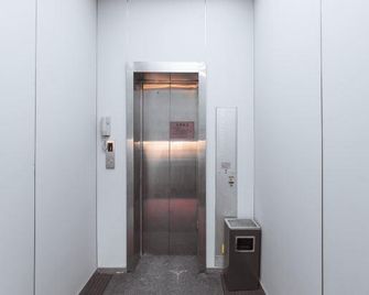 Sunday Youth Space Hostel (Yingtianmen) - 洛陽 - 門廳