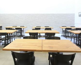 Brit Hotel Calais - Calais - Restaurant