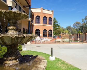 Albury Paddlesteamer - Albury