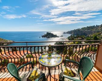 Mendolia Beach Hotel - Taormina - Balkon