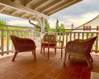 Hotel Adore - Cheseaux-sur-Lausanne - Balkon