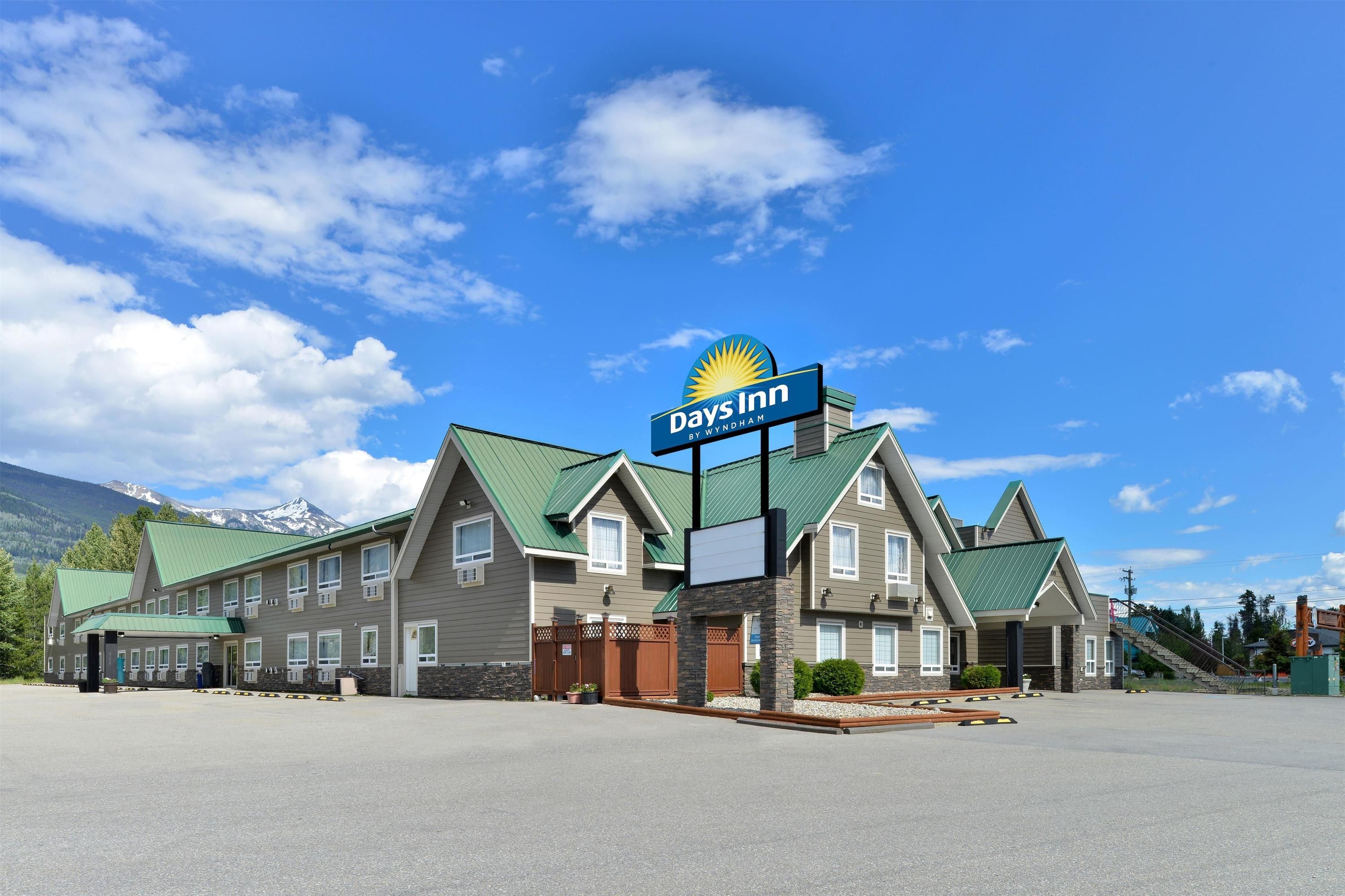 Days Inn by Wyndham Valemount - Valemount - Edificio