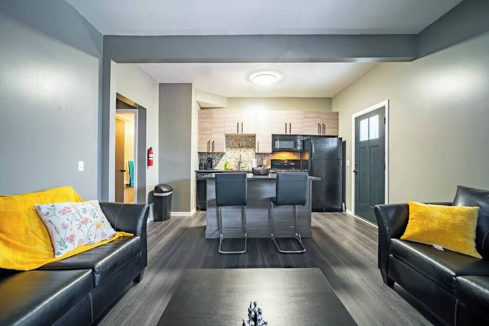 Little Italy Gem Close to Cwru, Cleveland Clinic & Top Restaurants W King Bed - קליבלנד - מטבח