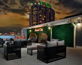 Aloft Nashville West End - Nashville - Patio