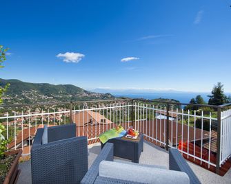Valle degli Dei - Agerola - Balkon