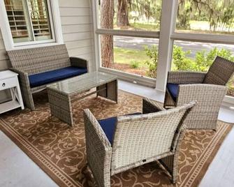 Low Country Cottage in Beautiful Habersham - Beaufort - Stue