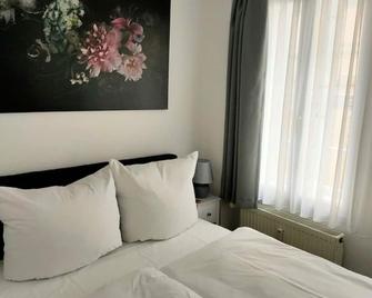 Ferienwohnung im Marktkirchhof - Quedlinburg - Schlafzimmer