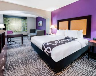 La Quinta Inn & Suites By Wyndham Dfw Airport West - Bedford - Bedford - Ložnice