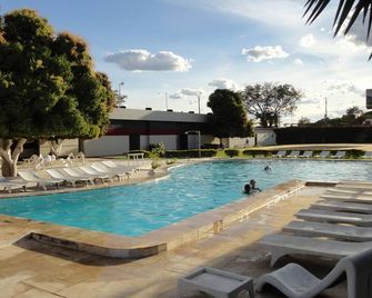 Solar das Mangueiras - Barreiras - Pool