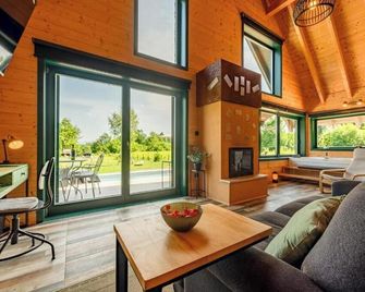 River House Moon - Gospić - Living room