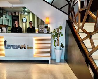 Urban Inn Iloilo - אילוילו סיטי - דלפק קבלה