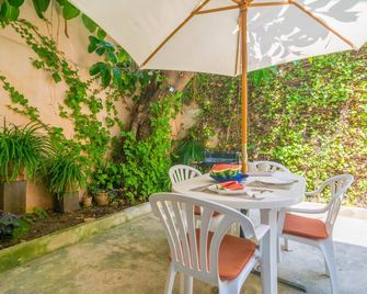 Casa Tradicional Can Picafort - Apartment For 6 People In Can Picafort. Free Wifi - Can Picafort - Innenhof