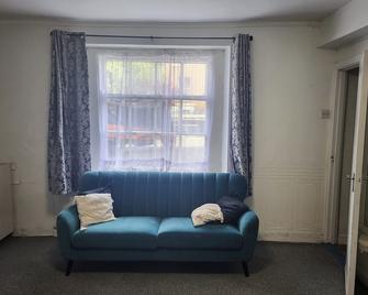 Dublin Cozy Apartment with City Views - Dublin - Olohuone