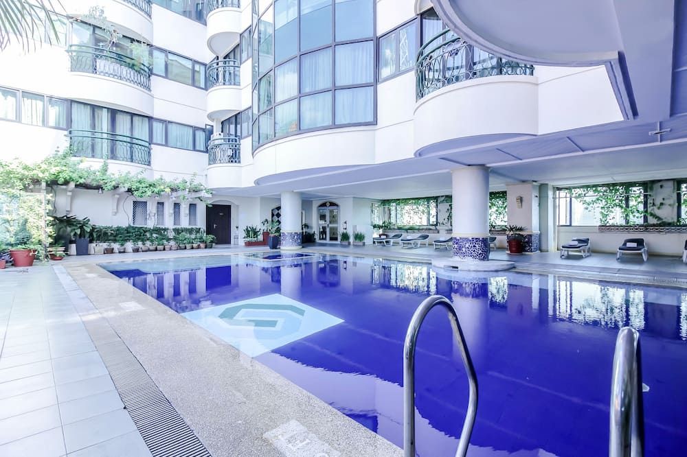 ماكاتي بالاس هوتل - مانيلا - حوض السباحة