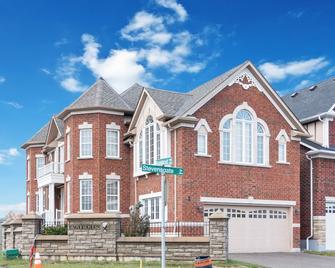The Majestic Domain - Ajax - Building